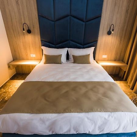 Nedei Hotel&Spa Transalpina Martiniatelep Kültér fotó