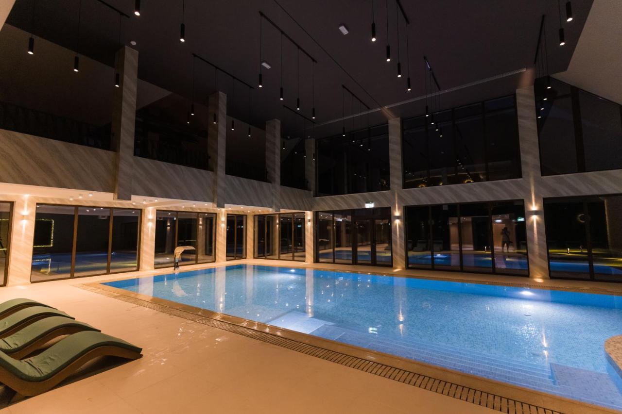 Nedei Hotel&Spa Transalpina Martiniatelep Kültér fotó