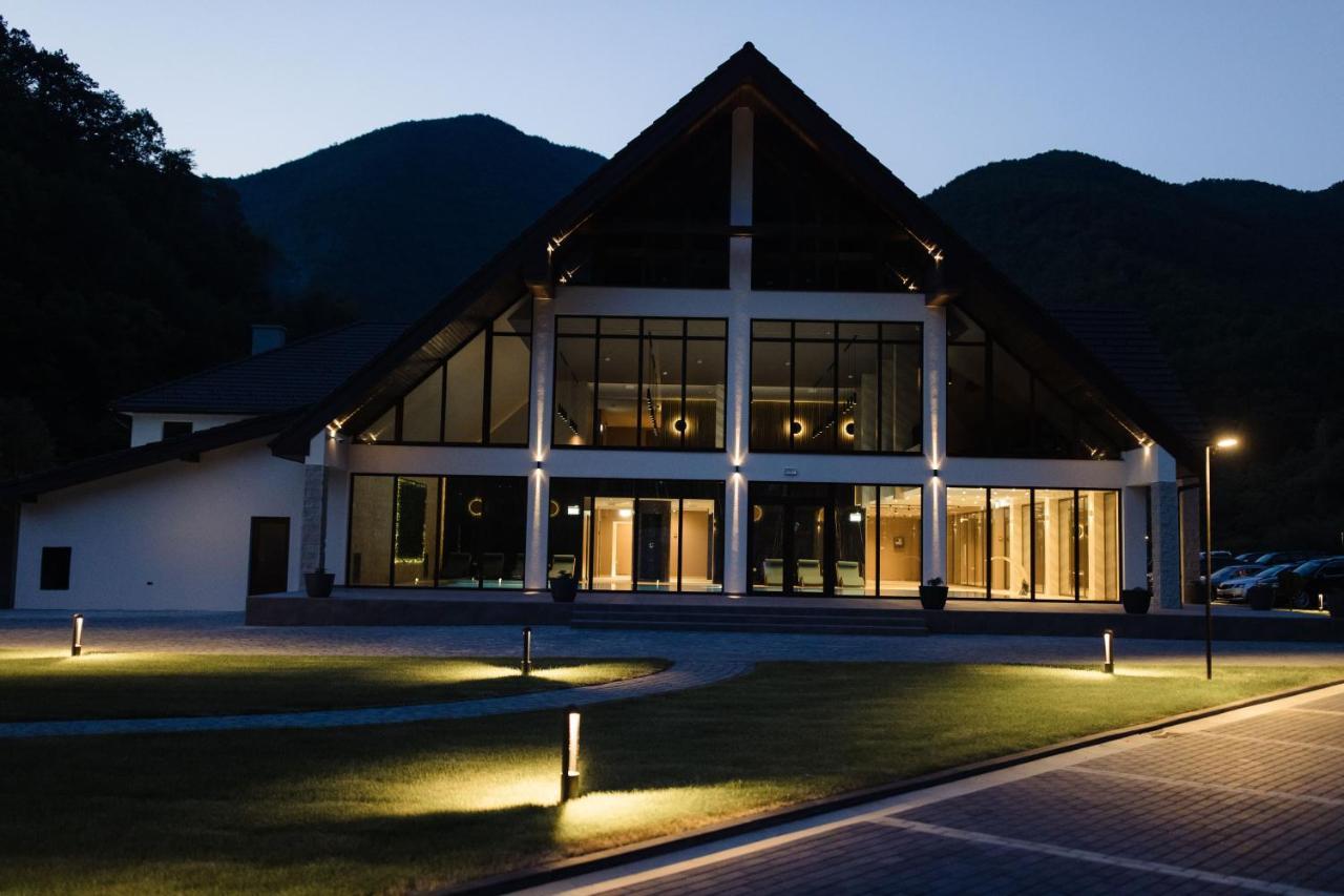 Nedei Hotel&Spa Transalpina Martiniatelep Kültér fotó