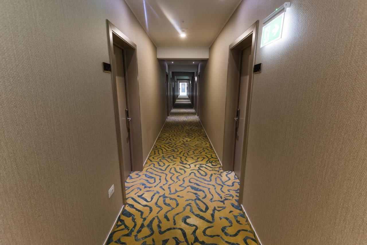 Nedei Hotel&Spa Transalpina Martiniatelep Kültér fotó